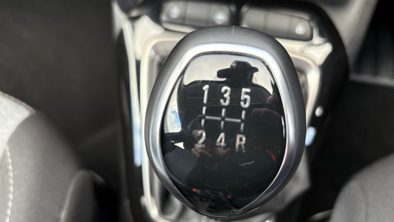 Vauxhall Corsa 1.2 Design 5dr Petrol Hatchback